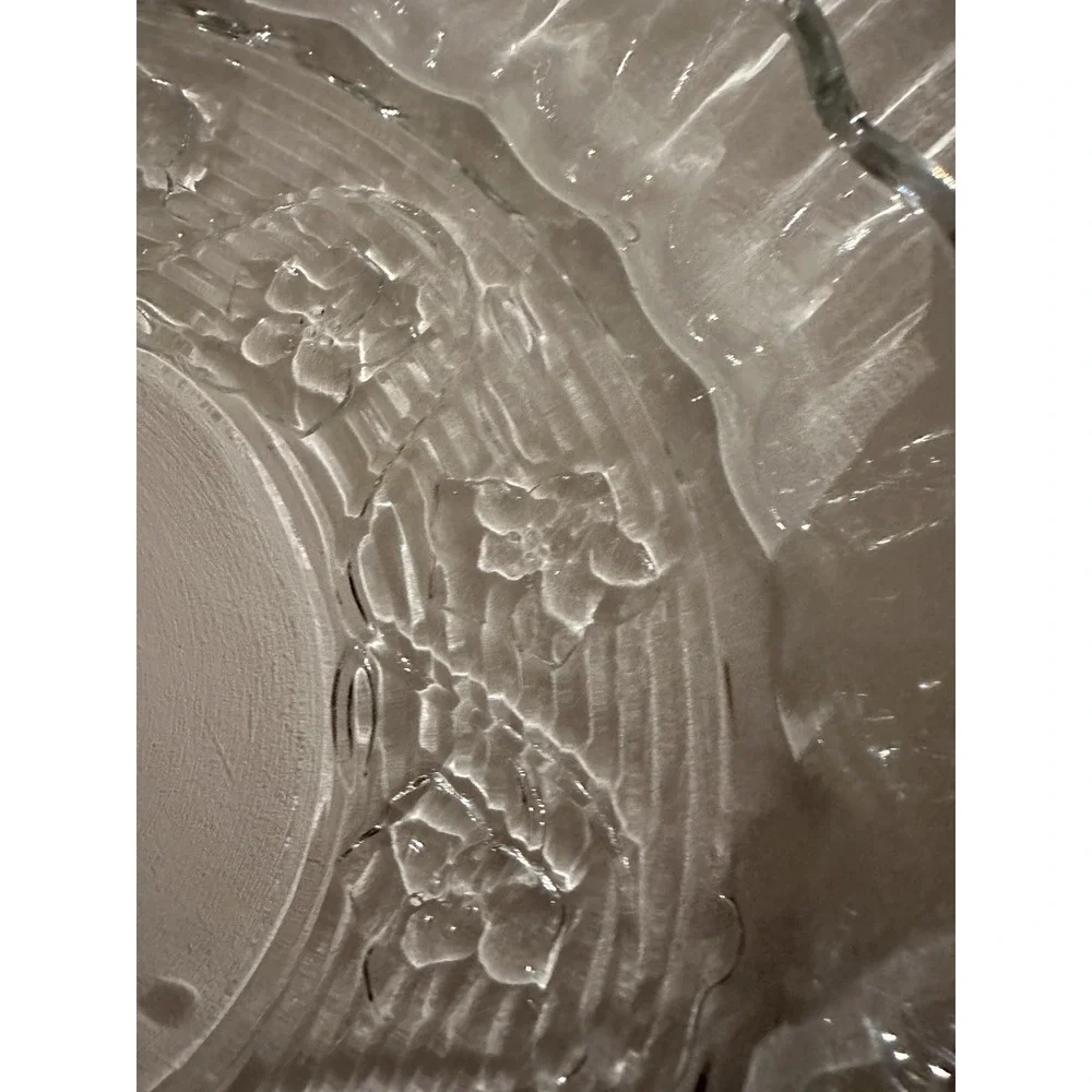 Vintage Glass Quiche Pie Plate Clear Embossed Floral Scalloped Rim 10